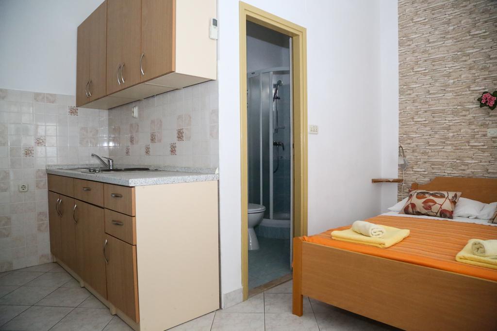 Apartments Dragica Милна Экстерьер фото