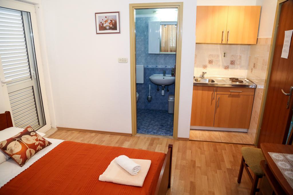 Apartments Dragica Милна Экстерьер фото
