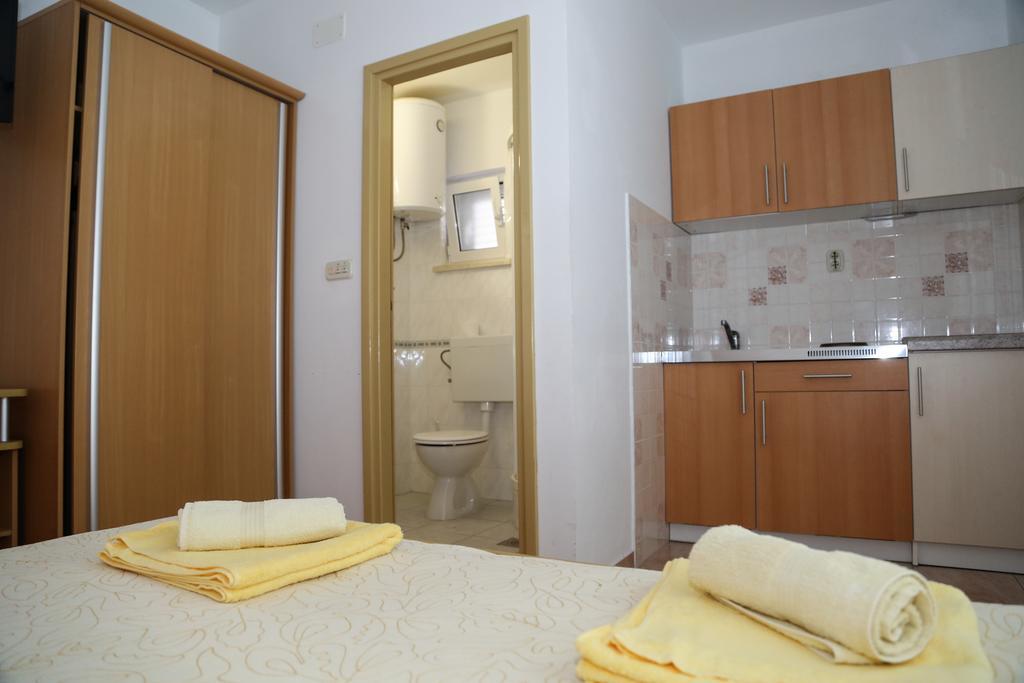 Apartments Dragica Милна Экстерьер фото