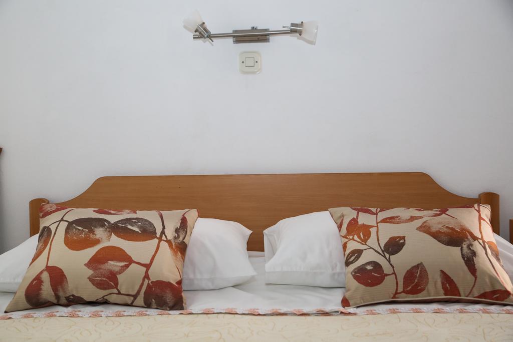 Apartments Dragica Милна Экстерьер фото